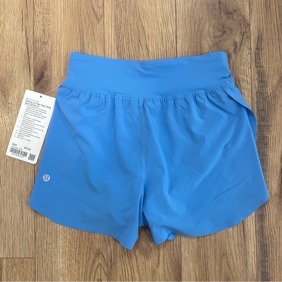 lululemon athletica Pants - NWT Lululemon Fast And Free High Rise Split Shorts 3" In Pool Party Size 2 XXS